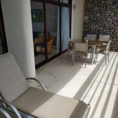 Puerto Anfi アパート