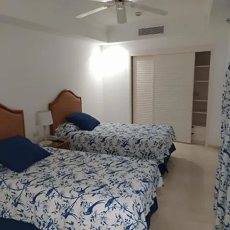 Puerto Anfi アパート *